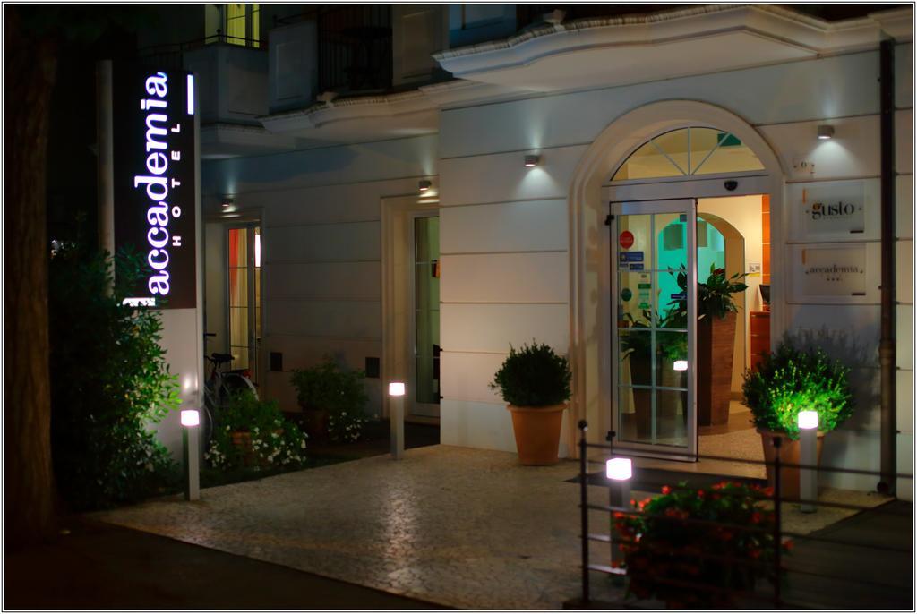 Accademia Hotel Rimini Dış mekan fotoğraf
